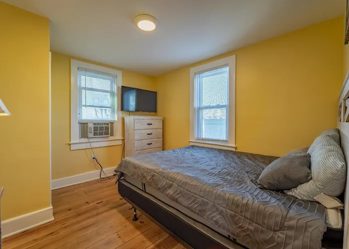 208 Cottage 3 Green 1St Floor Unit